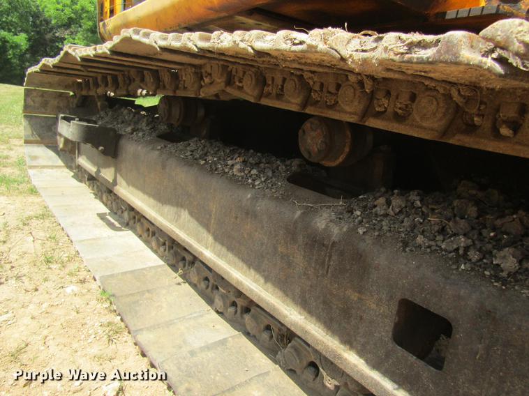 image for item DD8502 2000 JCB JS200 excavator