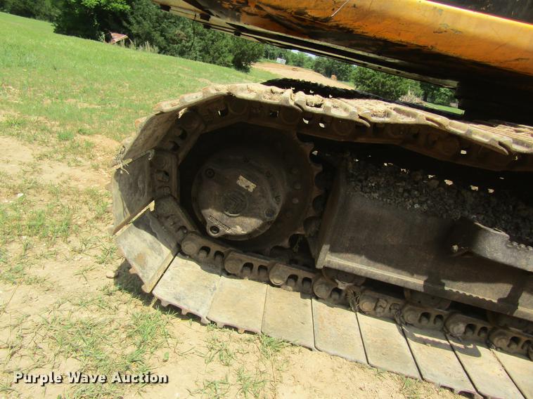 image for item DD8502 2000 JCB JS200 excavator