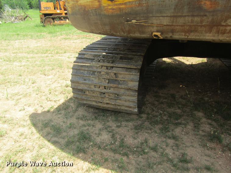 image for item DD8502 2000 JCB JS200 excavator