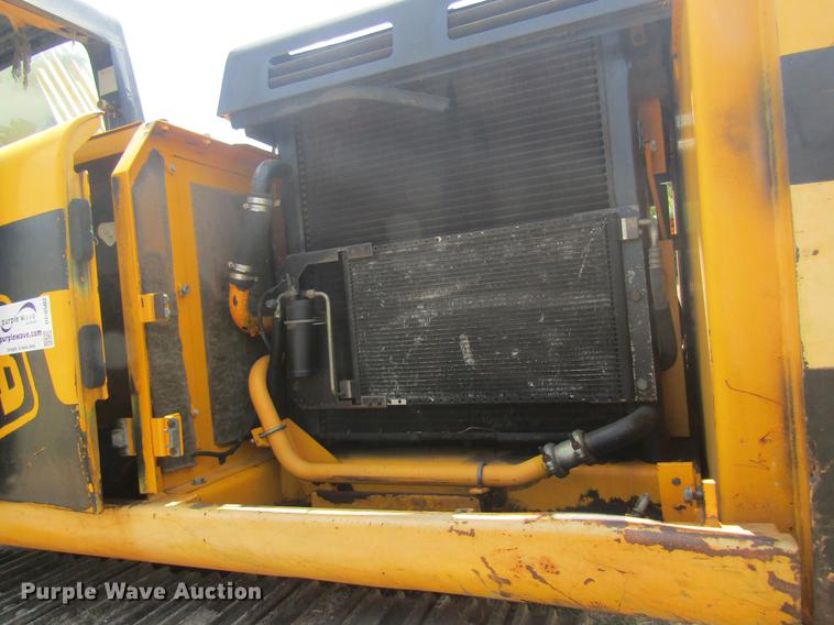 image for item DD8502 2000 JCB JS200 excavator