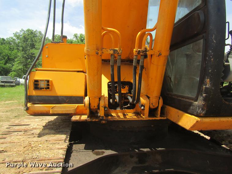 image for item DD8502 2000 JCB JS200 excavator