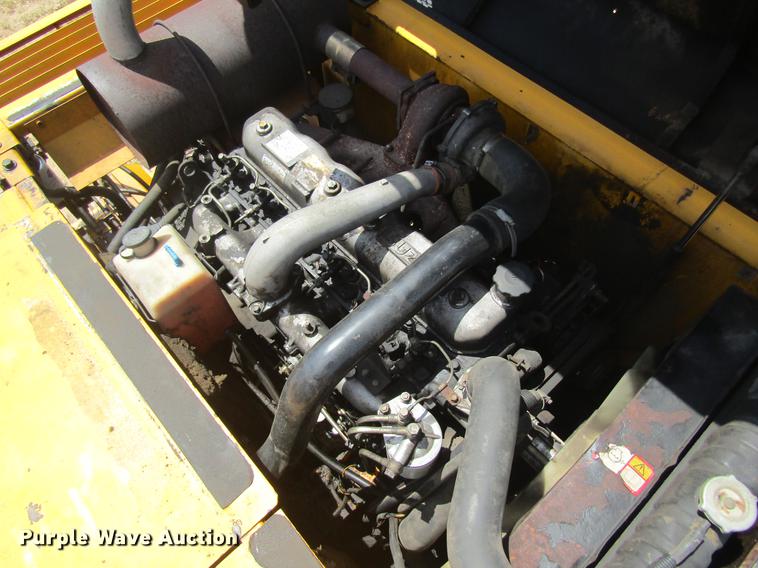 image for item DD8502 2000 JCB JS200 excavator