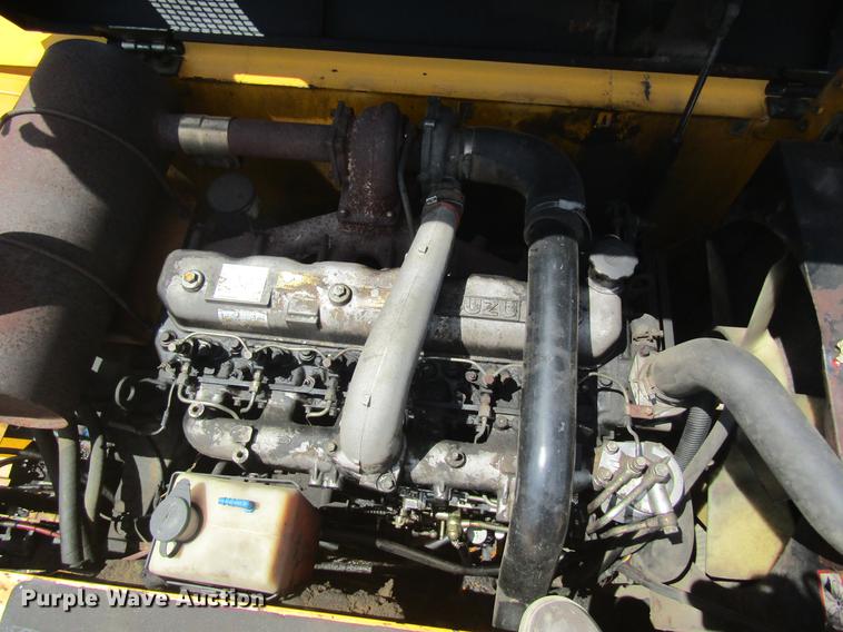 image for item DD8502 2000 JCB JS200 excavator