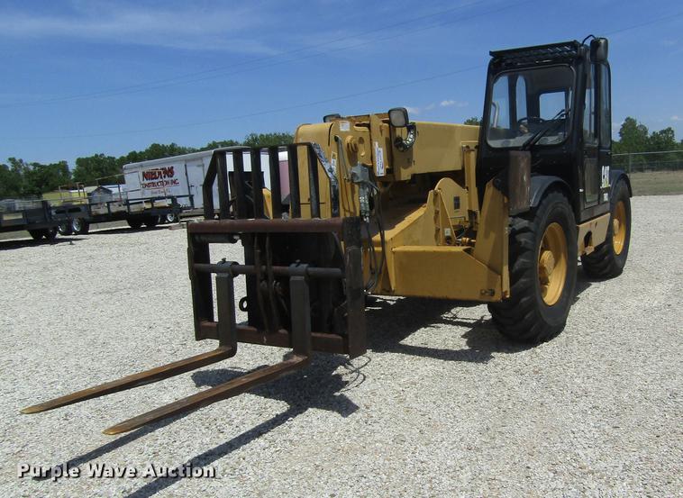 image for item DD8818 2002 Caterpillar TH83 telehandler