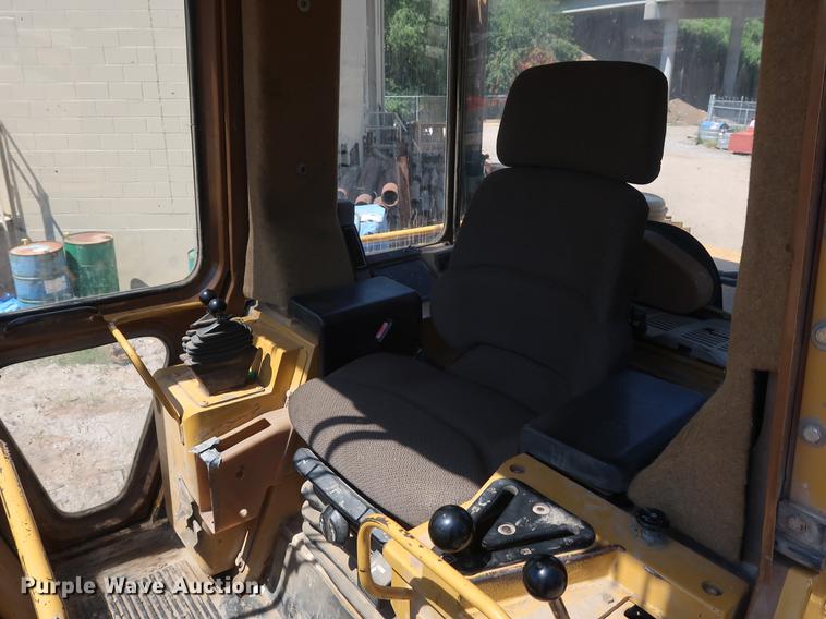 image for item DD9582 1998 Caterpillar 963B track loader