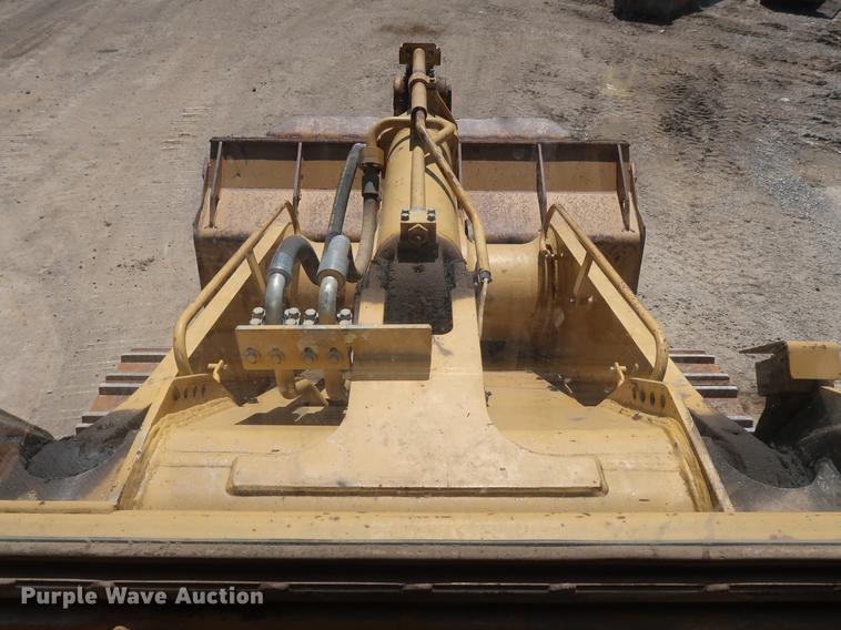 image for item DD9582 1998 Caterpillar 963B track loader