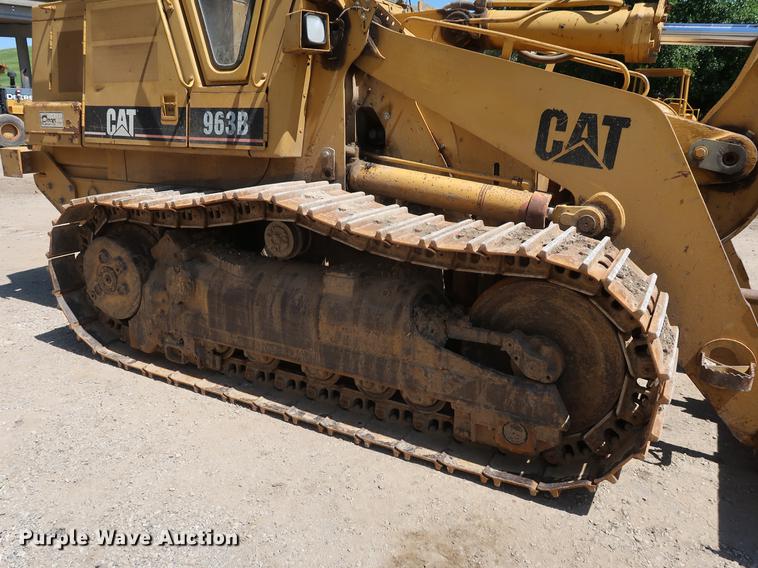image for item DD9582 1998 Caterpillar 963B track loader