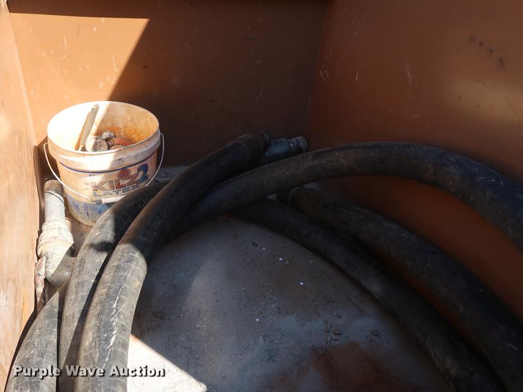 image for item DD9588 2009 Lamar utility trailer with mud jack system