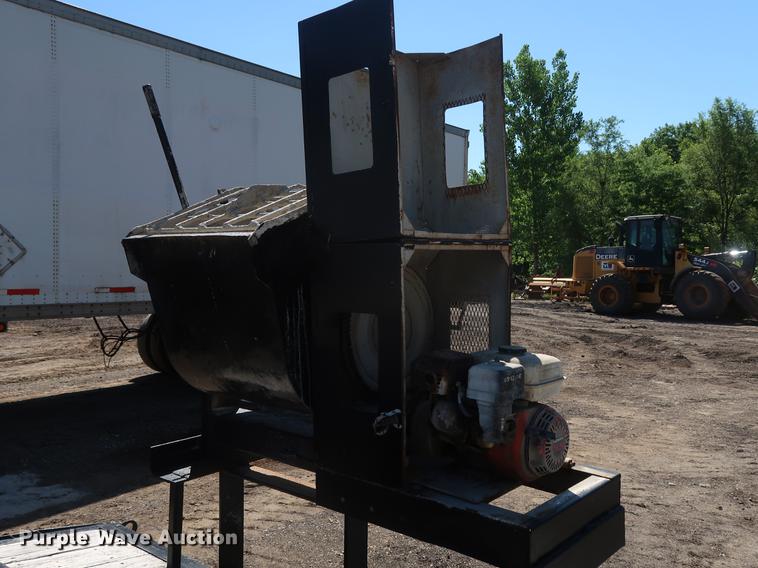 image for item DD9588 2009 Lamar utility trailer with mud jack system