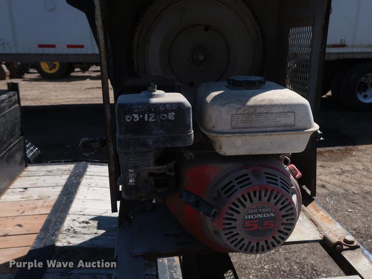 image for item DD9588 2009 Lamar utility trailer with mud jack system