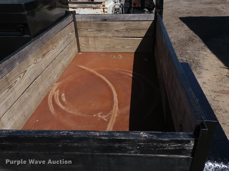 image for item DD9588 2009 Lamar utility trailer with mud jack system