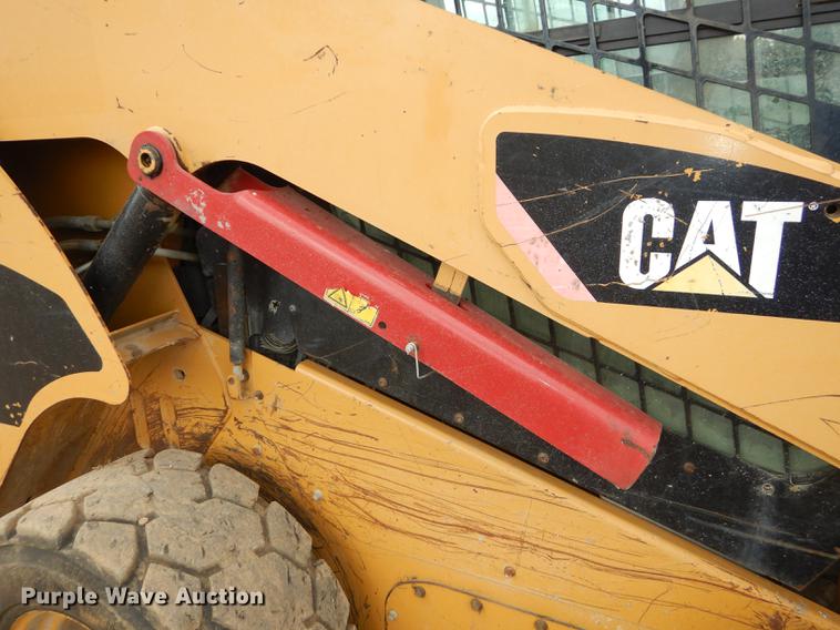 image for item DE1720 2008 Caterpillar 262C skid steer