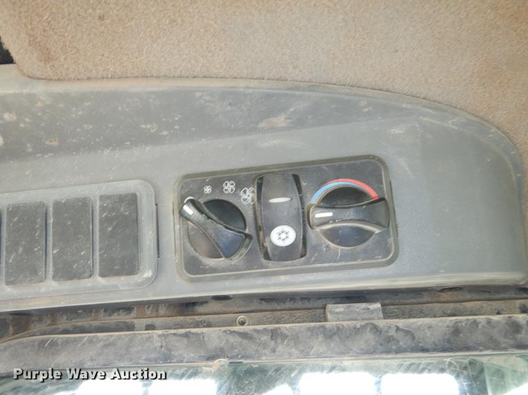 image for item DE1720 2008 Caterpillar 262C skid steer