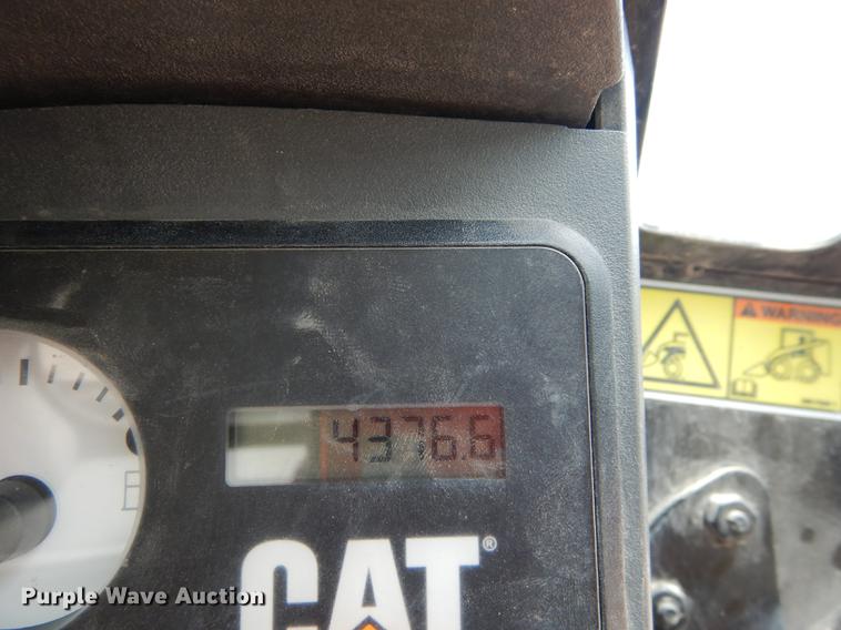 image for item DE1723 2013 Caterpillar 289C2 skid steer