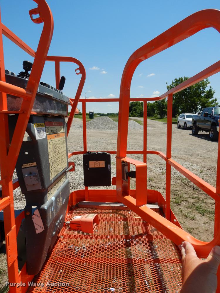 image for item DE1759 2006 JLG 800AJ Sky Power boom lift