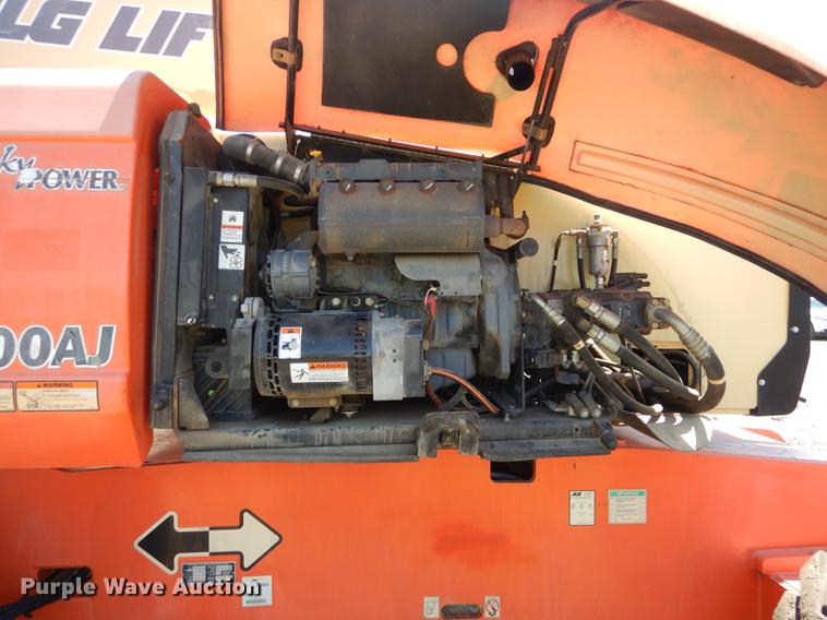 image for item DE1759 2006 JLG 800AJ Sky Power boom lift