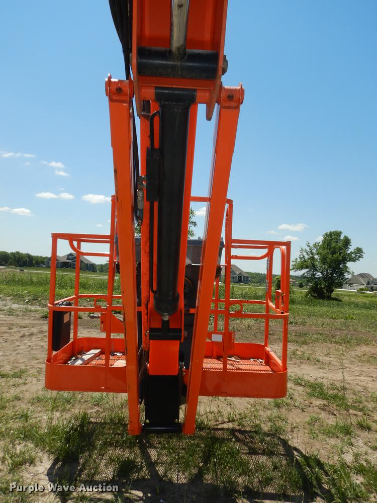 image for item DE1759 2006 JLG 800AJ Sky Power boom lift