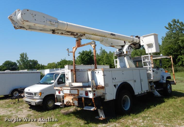 image for item DE1788 1992 GMC TopKick SL bucket truck