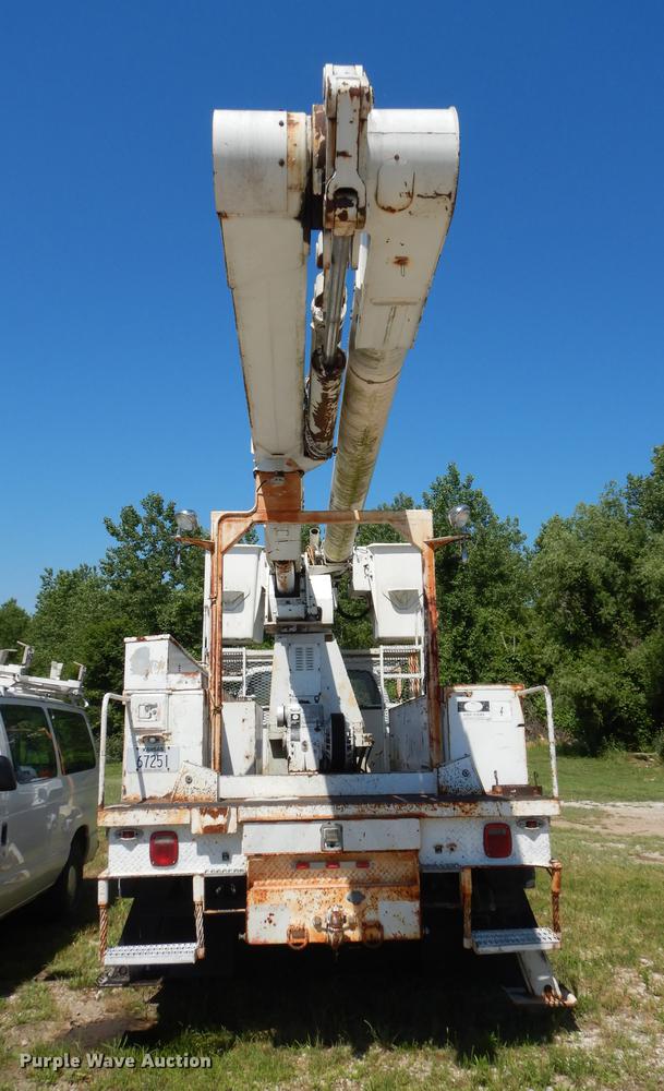 image for item DE1788 1992 GMC TopKick SL bucket truck