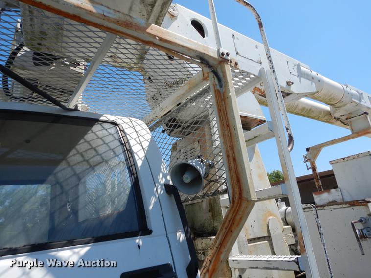 image for item DE1788 1992 GMC TopKick SL bucket truck