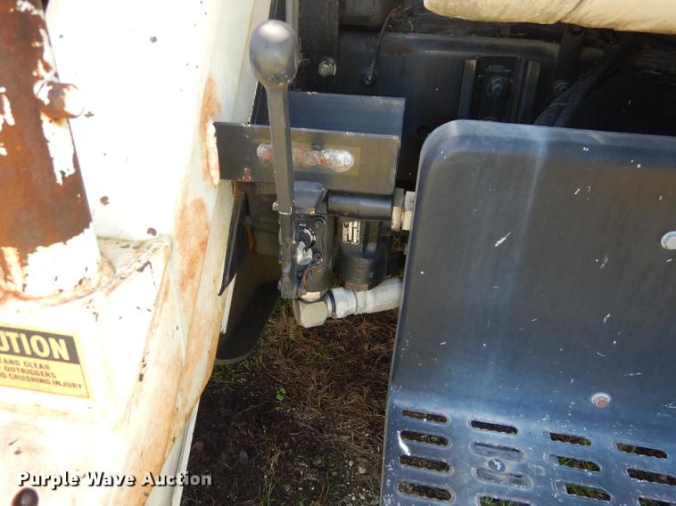 image for item DE1788 1992 GMC TopKick SL bucket truck