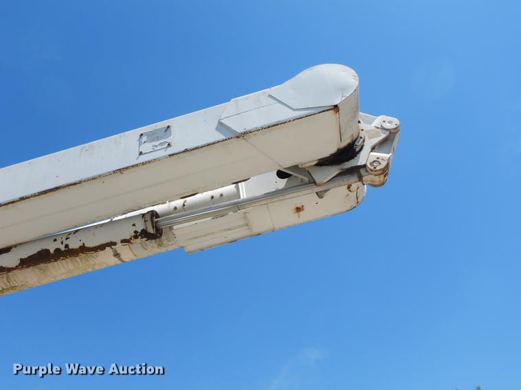 image for item DE1788 1992 GMC TopKick SL bucket truck