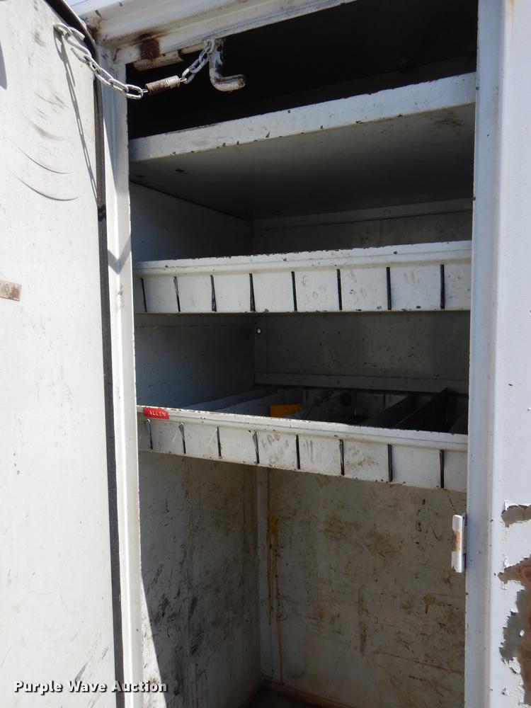 image for item DE1788 1992 GMC TopKick SL bucket truck