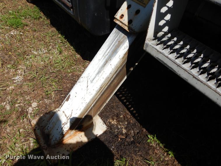 image for item DE1788 1992 GMC TopKick SL bucket truck