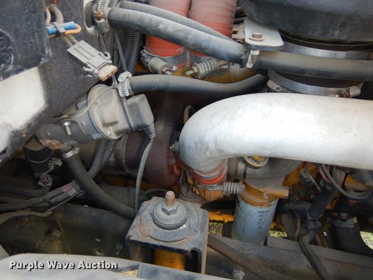 image for item DE1788 1992 GMC TopKick SL bucket truck