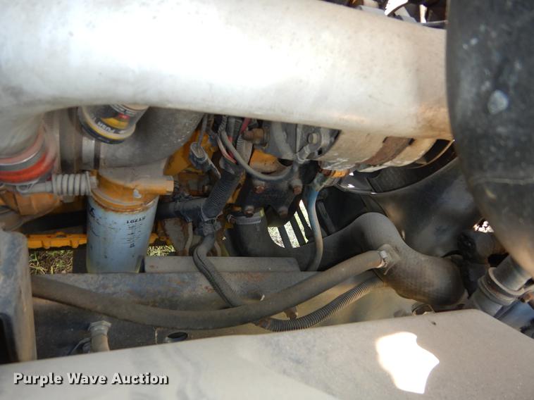 image for item DE1788 1992 GMC TopKick SL bucket truck