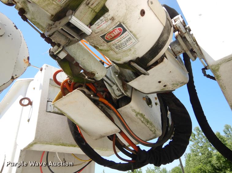 image for item DE1788 1992 GMC TopKick SL bucket truck