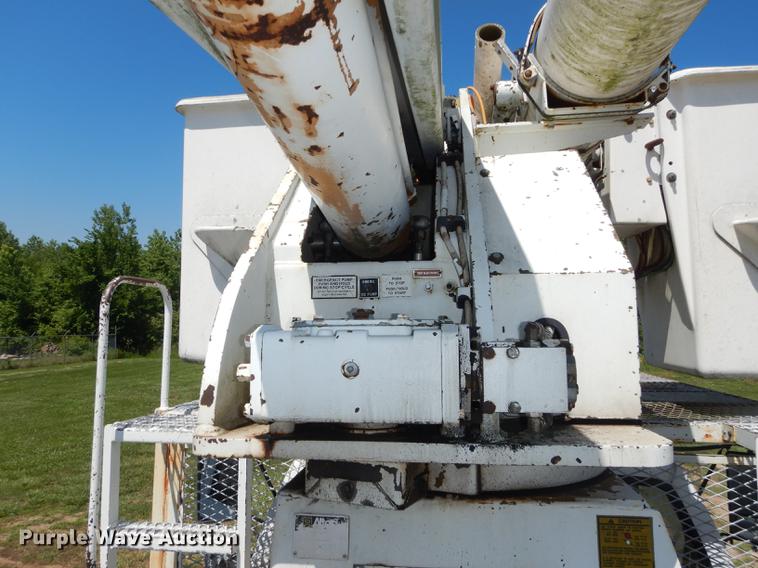 image for item DE1788 1992 GMC TopKick SL bucket truck