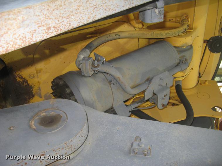 image for item DE2951 1998 Volvo L90C wheel loader