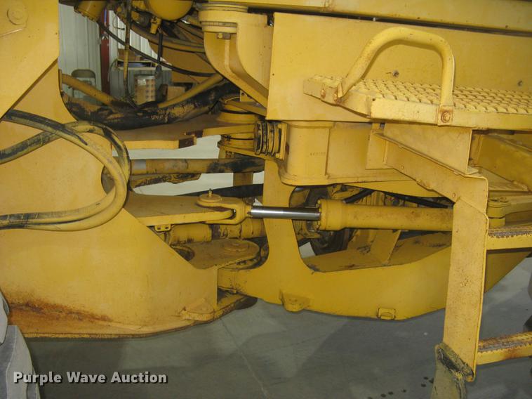 image for item DE2951 1998 Volvo L90C wheel loader
