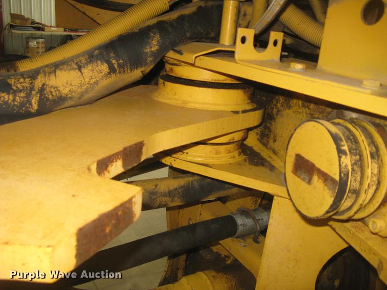 image for item DE2951 1998 Volvo L90C wheel loader