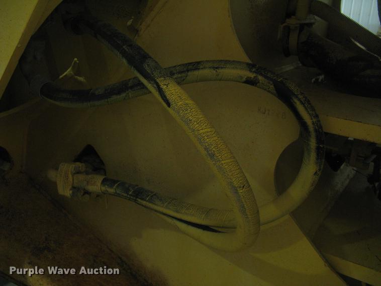 image for item DE2951 1998 Volvo L90C wheel loader