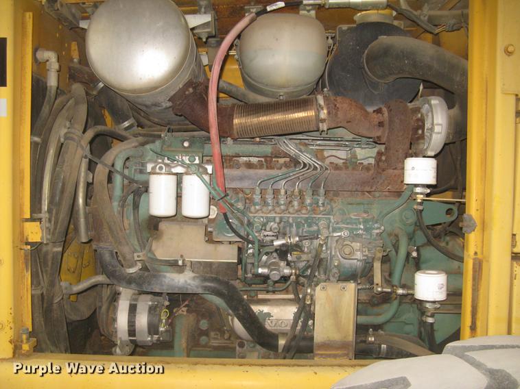 image for item DE2951 1998 Volvo L90C wheel loader