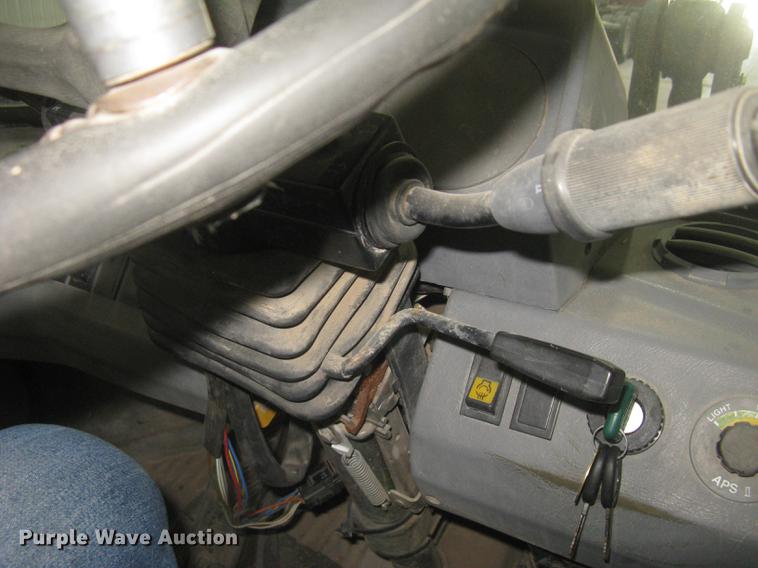 image for item DE2951 1998 Volvo L90C wheel loader