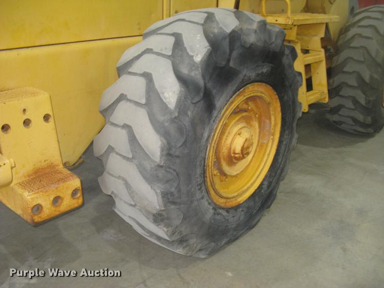 image for item DE2951 1998 Volvo L90C wheel loader