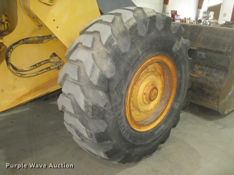 image for item DE2951 1998 Volvo L90C wheel loader