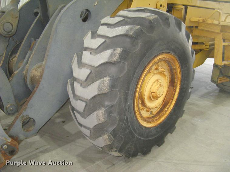 image for item DE2951 1998 Volvo L90C wheel loader