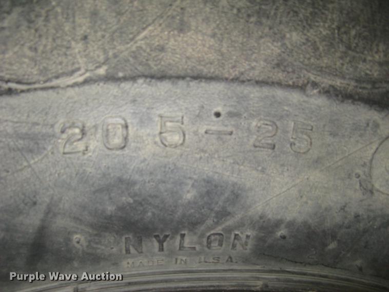 image for item DE2951 1998 Volvo L90C wheel loader