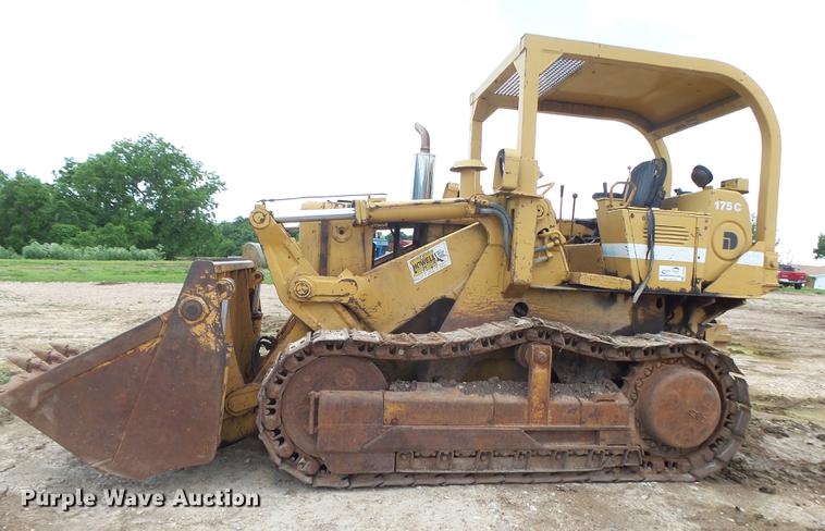 image for item DE3665 Dresser 175C track loader