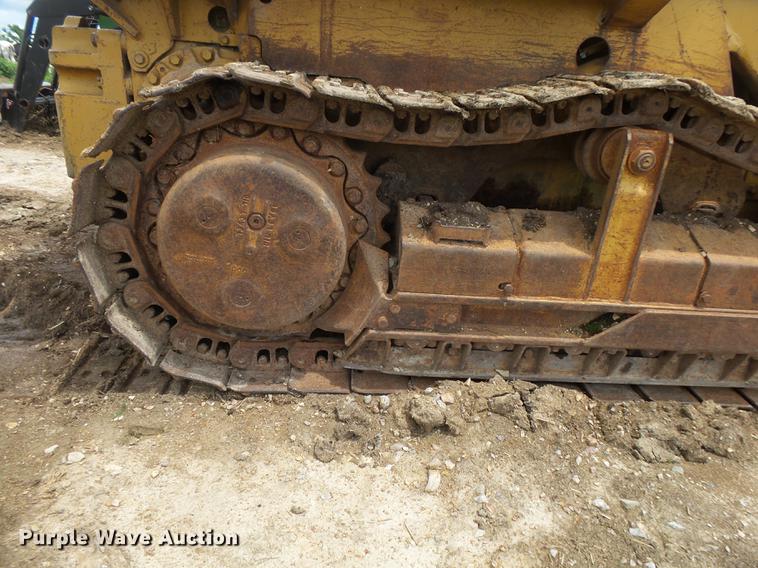 image for item DE3665 Dresser 175C track loader