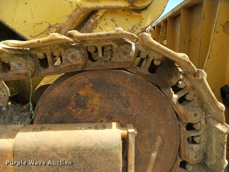 image for item DE3665 Dresser 175C track loader