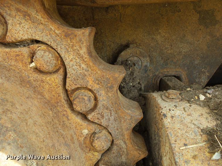 image for item DE3665 Dresser 175C track loader