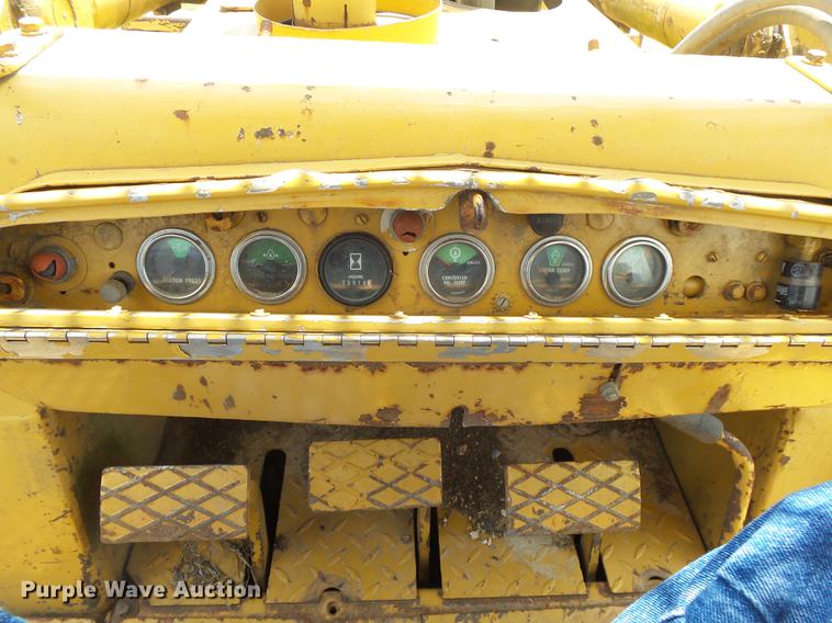 image for item DE3665 Dresser 175C track loader