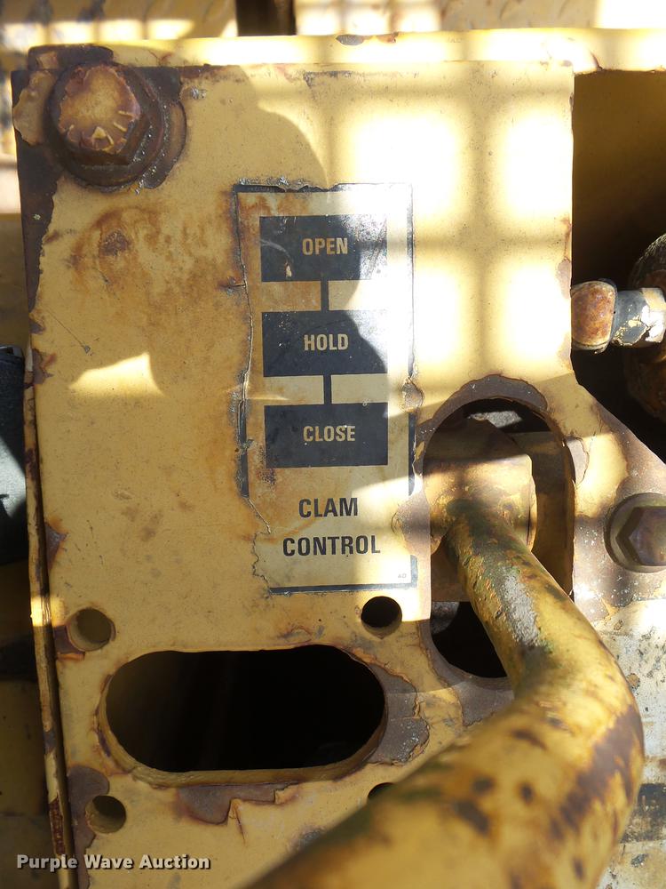 image for item DE3665 Dresser 175C track loader