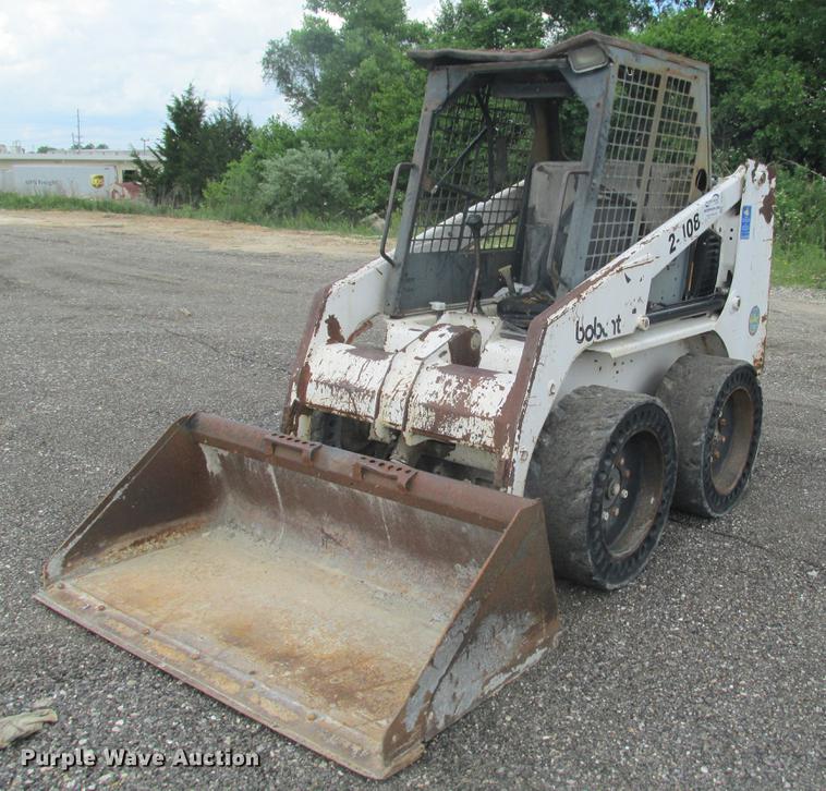 image for item DE3672 Bobcat 751 skid steer