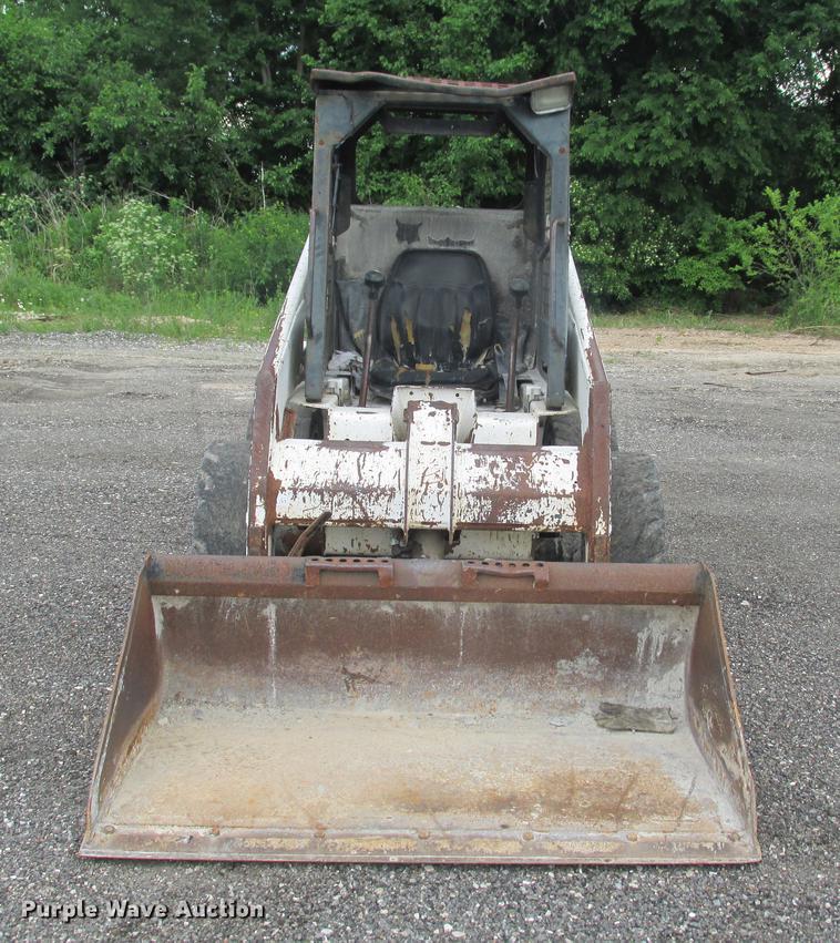 image for item DE3672 Bobcat 751 skid steer